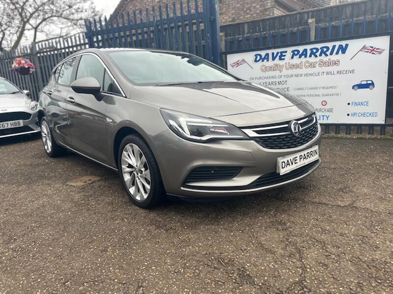 Used VAUXHALL ASTRA 2016 Grey in Wisbech, Cambridgeshire Dave Parrin