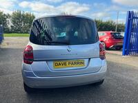 RENAULT GRAND MODUS