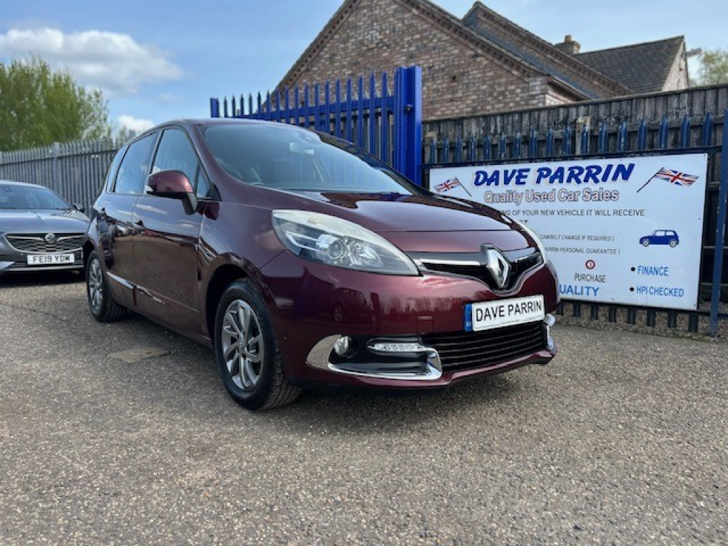 2014 Renault Scenic