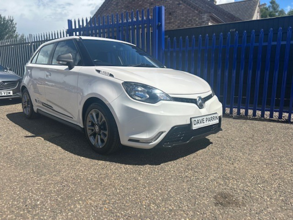 2015 MG Mg3