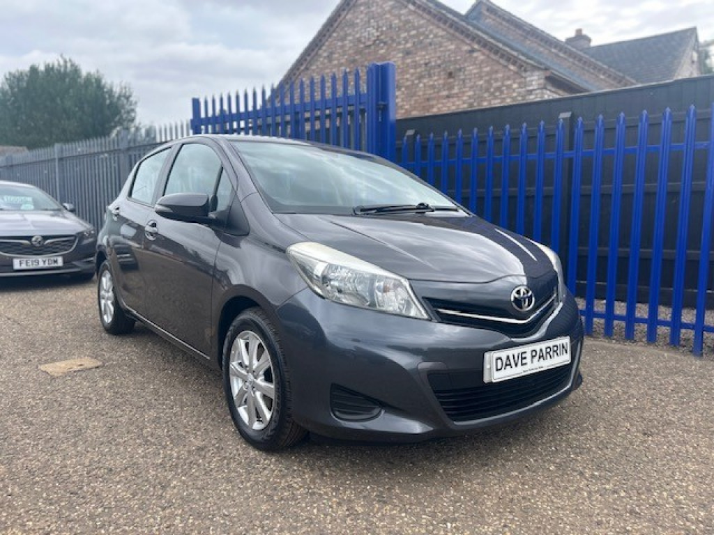 2012 Toyota YARIS